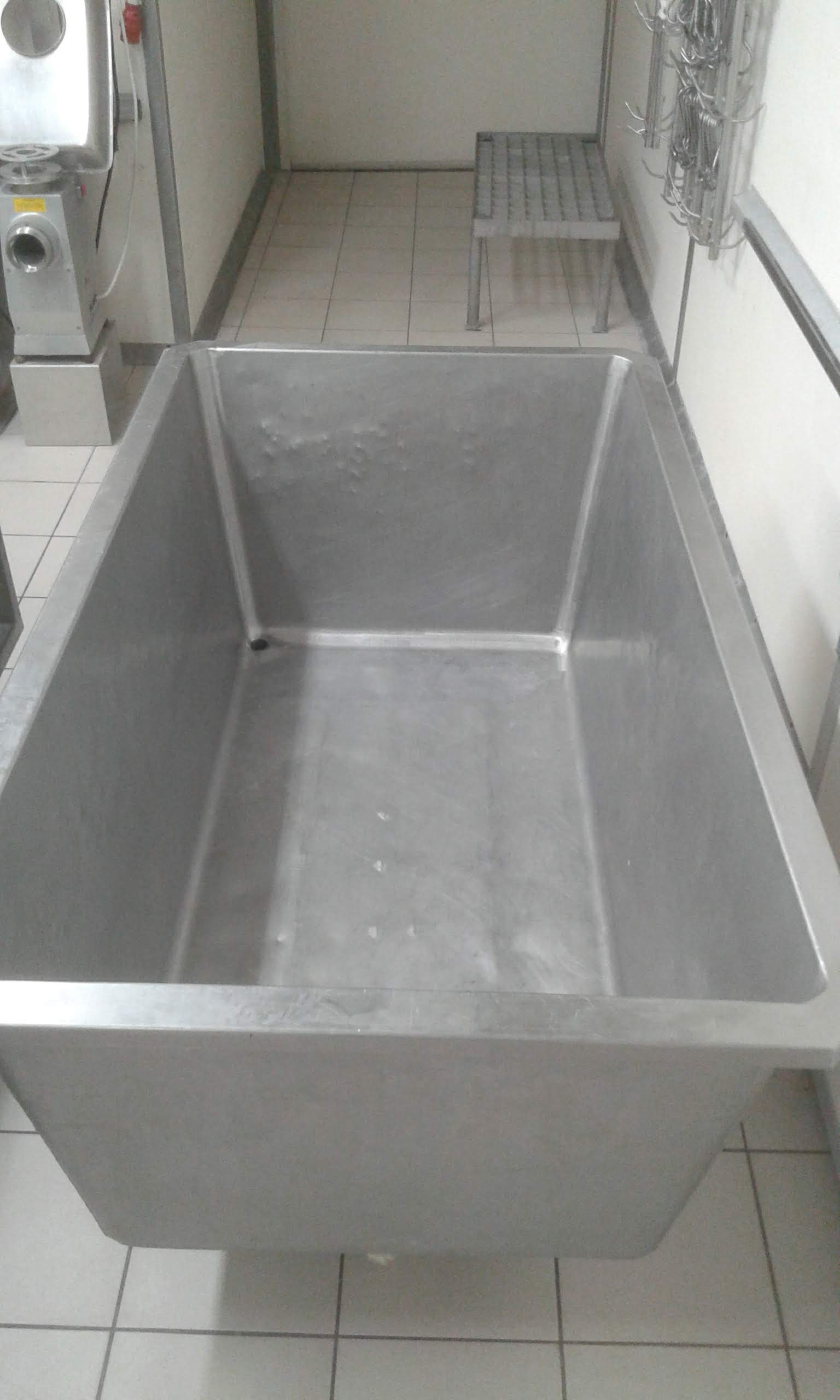 Vasche inox con ruote  in vendita - foto 2